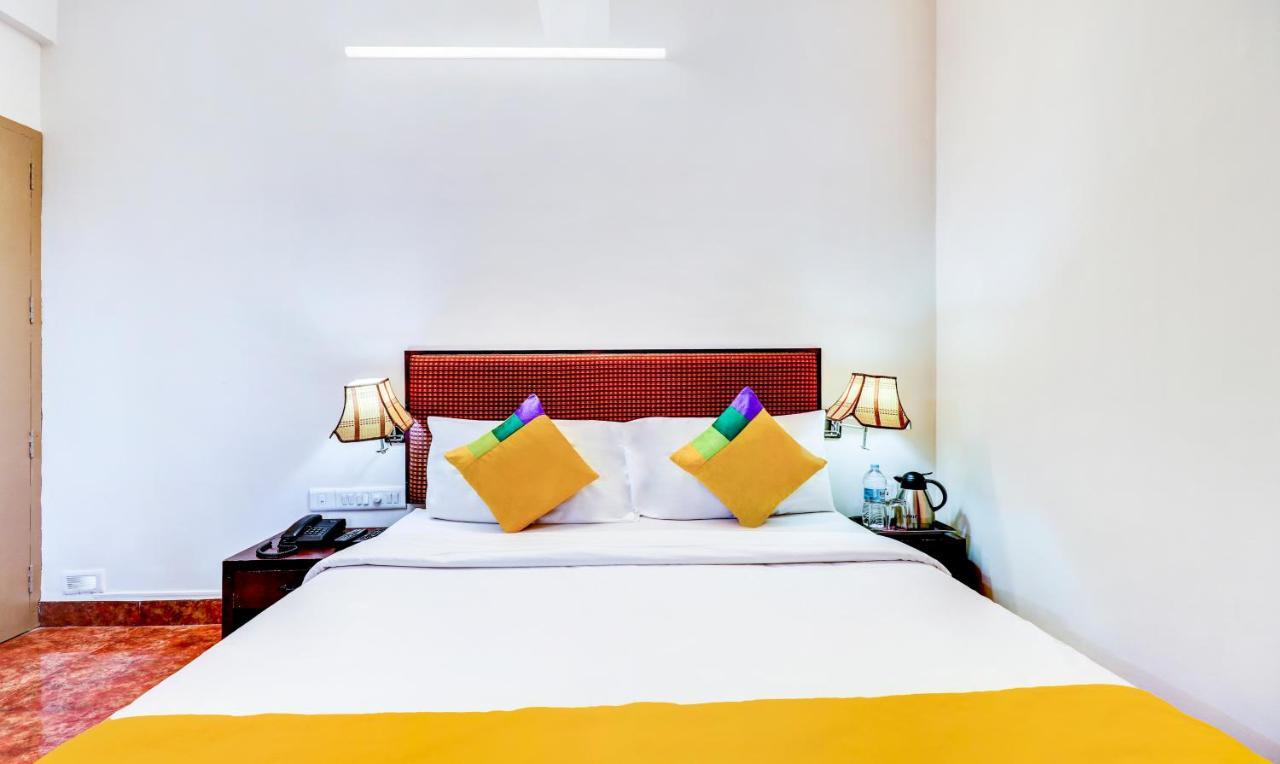 Itsy Ammu Regency Hotel Thrissur